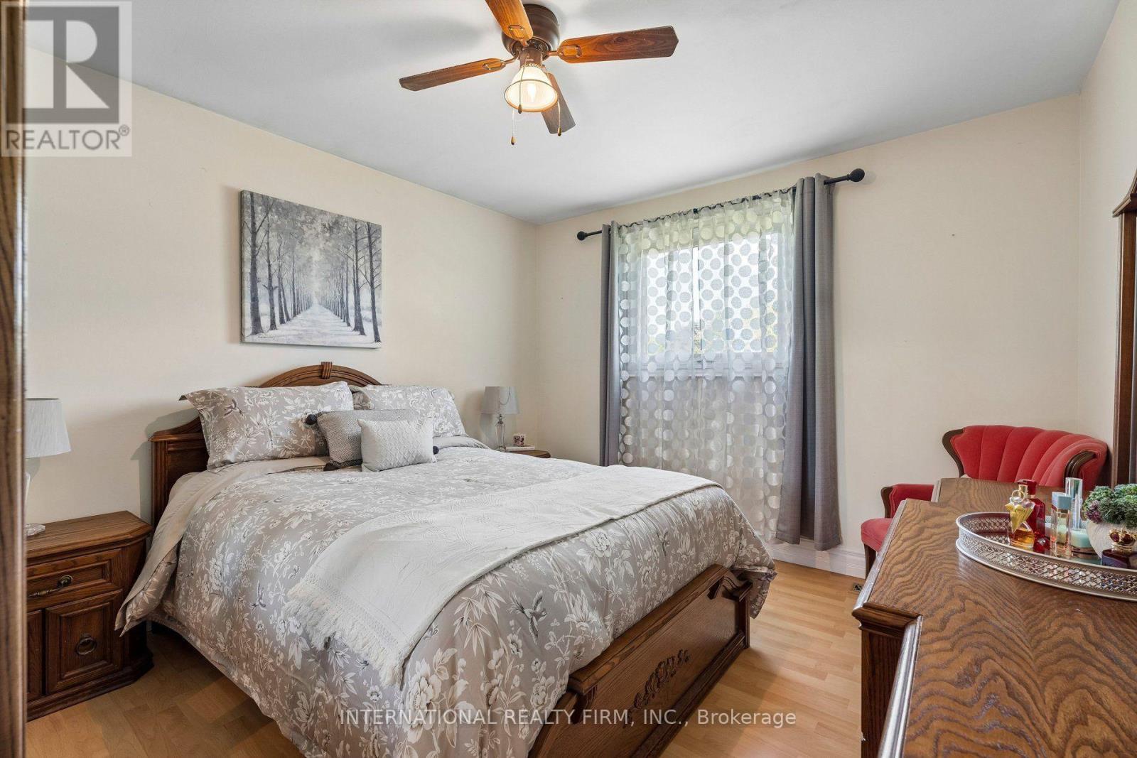 29 JAMIESON DRIVE - 11