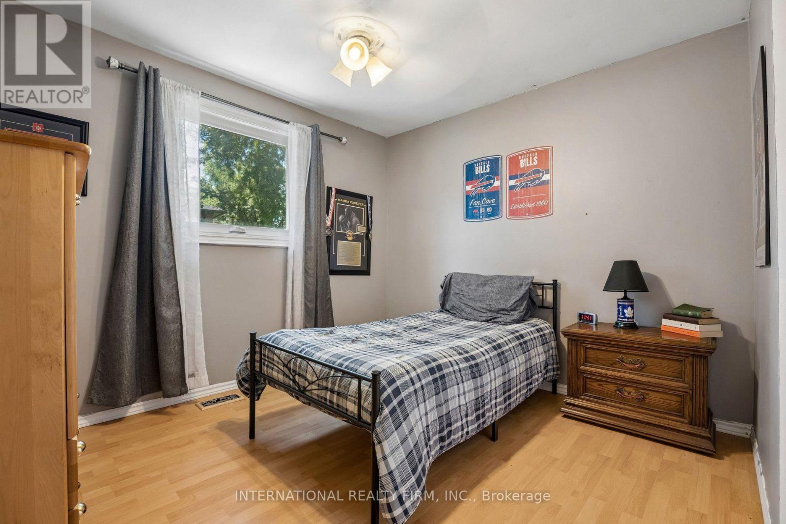 29 JAMIESON DRIVE - 13
