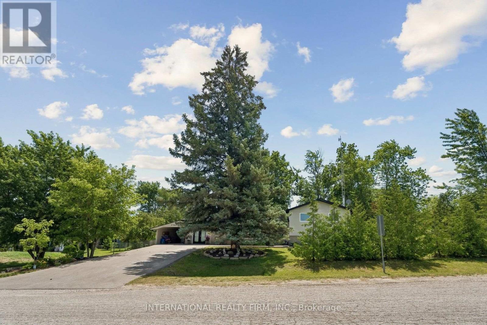 29 JAMIESON DRIVE - 30
