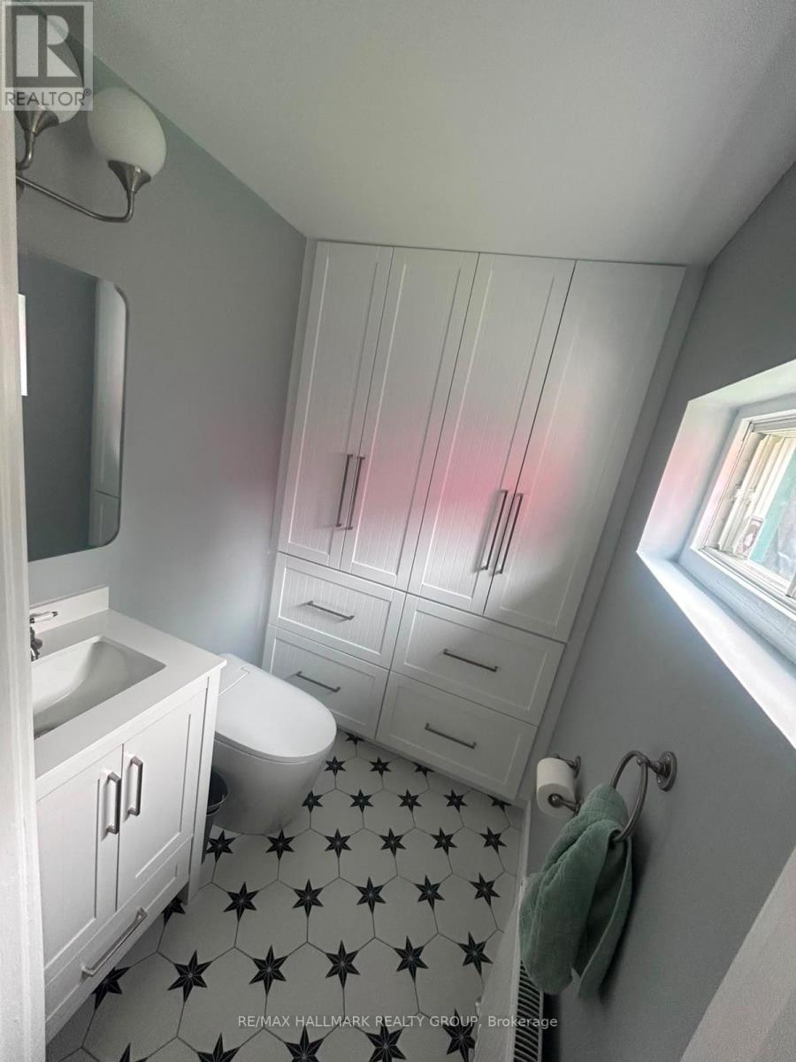 2 Bed, 2 Bath House for Rent in Ottawa – 176 KING EDWARD AVENUE, Ottawa – MLS# X13225210 - Image 28