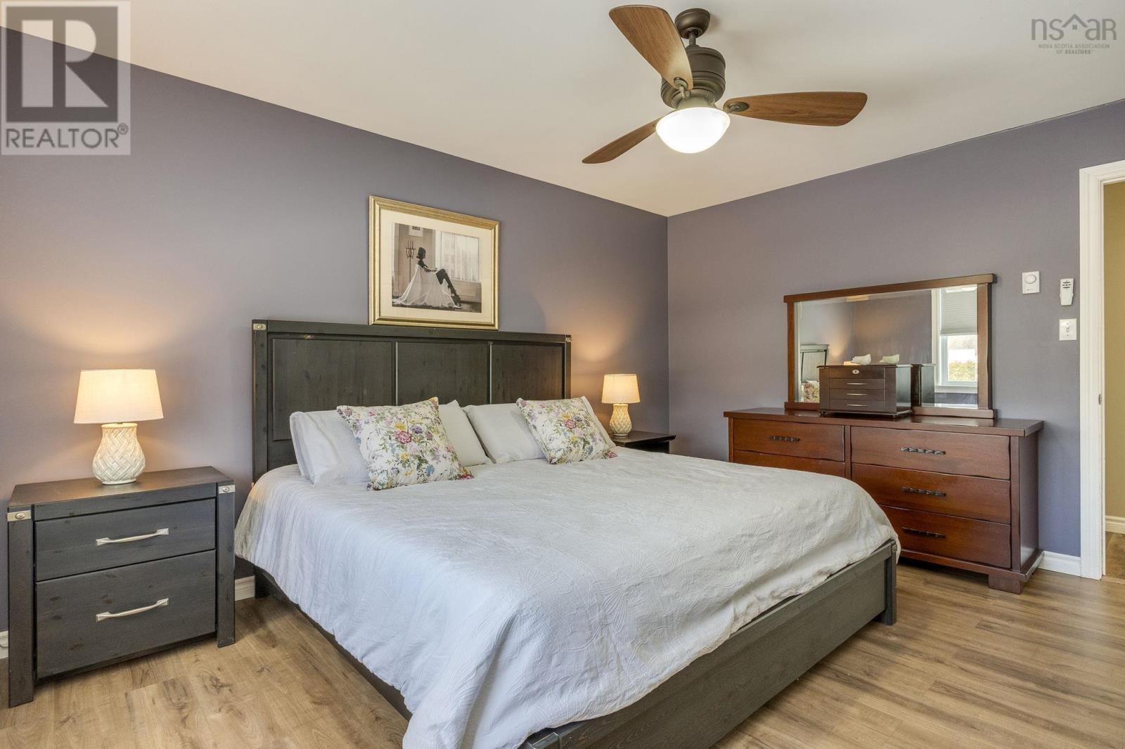 152B Orchard Street W - 18