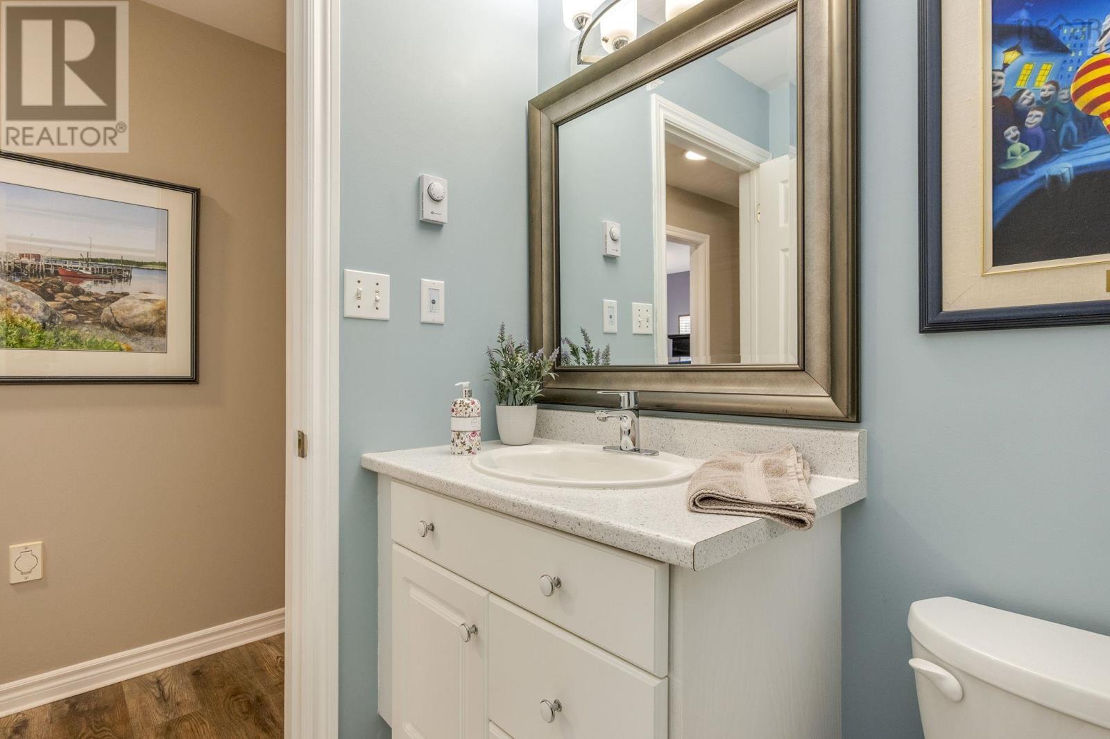 152B Orchard Street W - 16