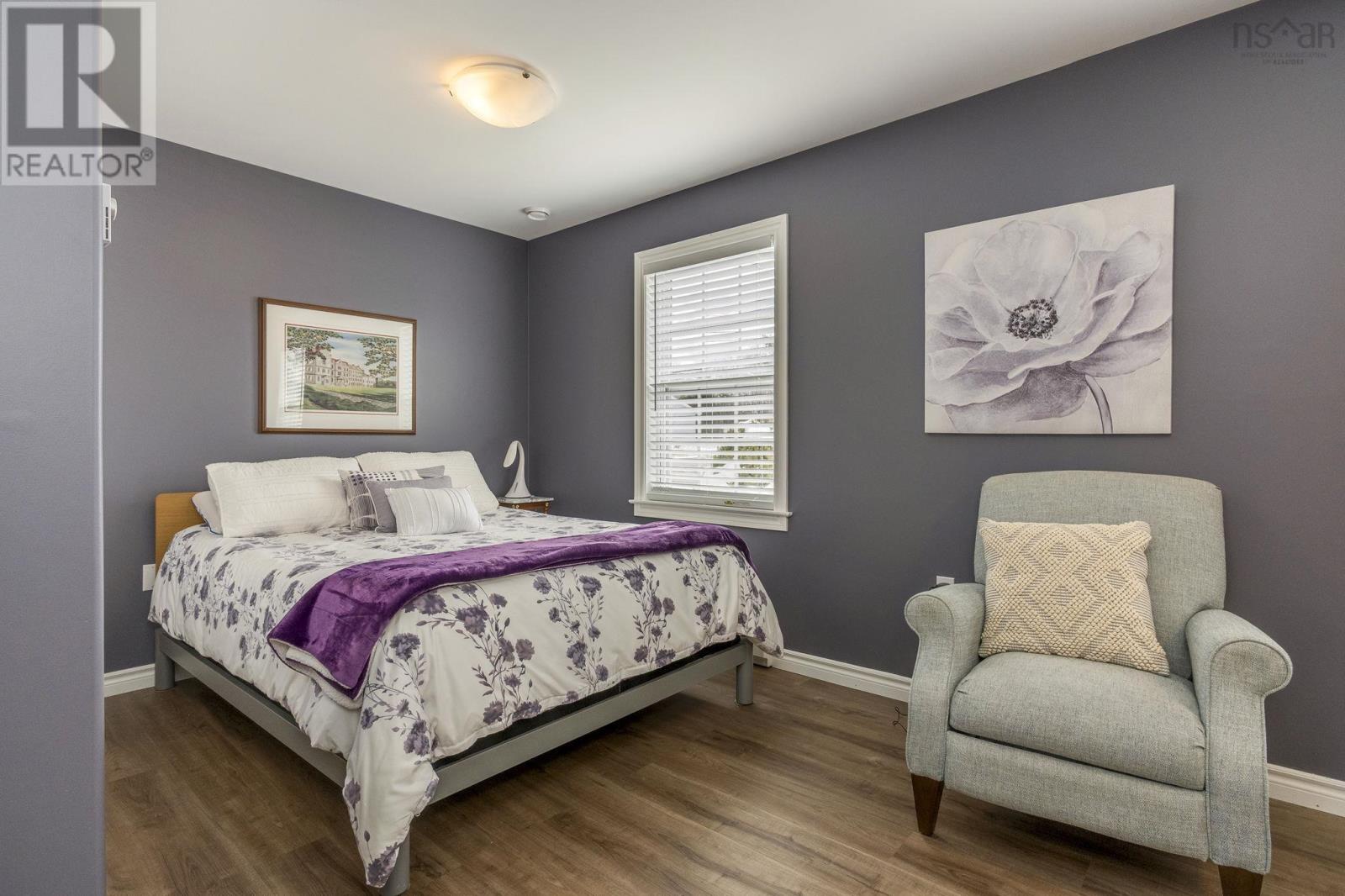 152B Orchard Street W - 21