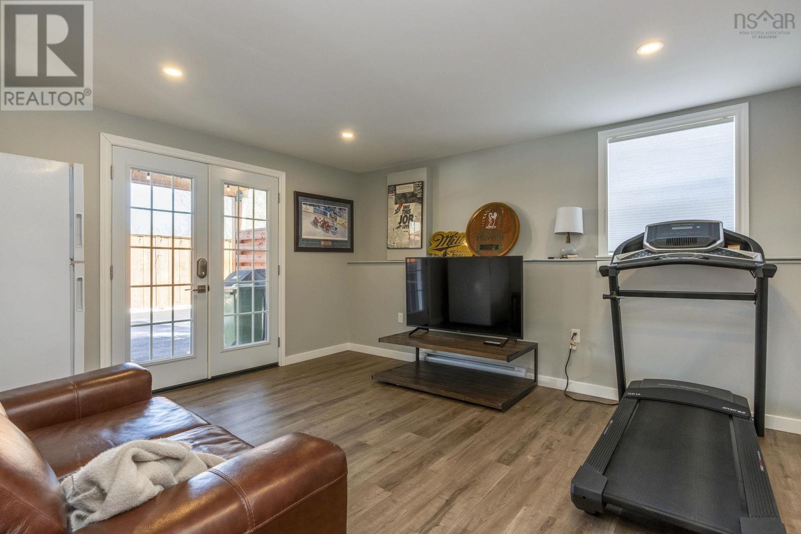 152B Orchard Street W - 26