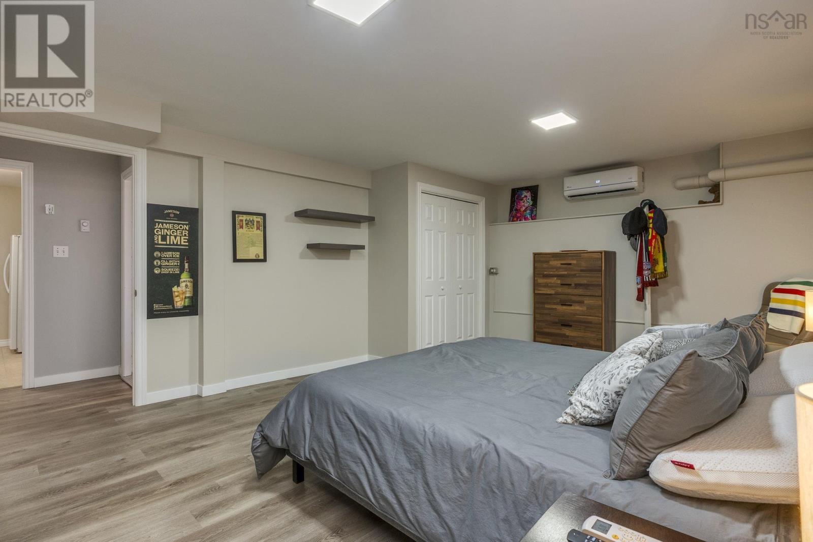 152B Orchard Street W - 29