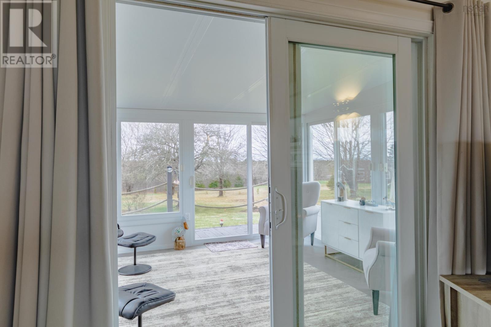 53 Jovite Road - 16