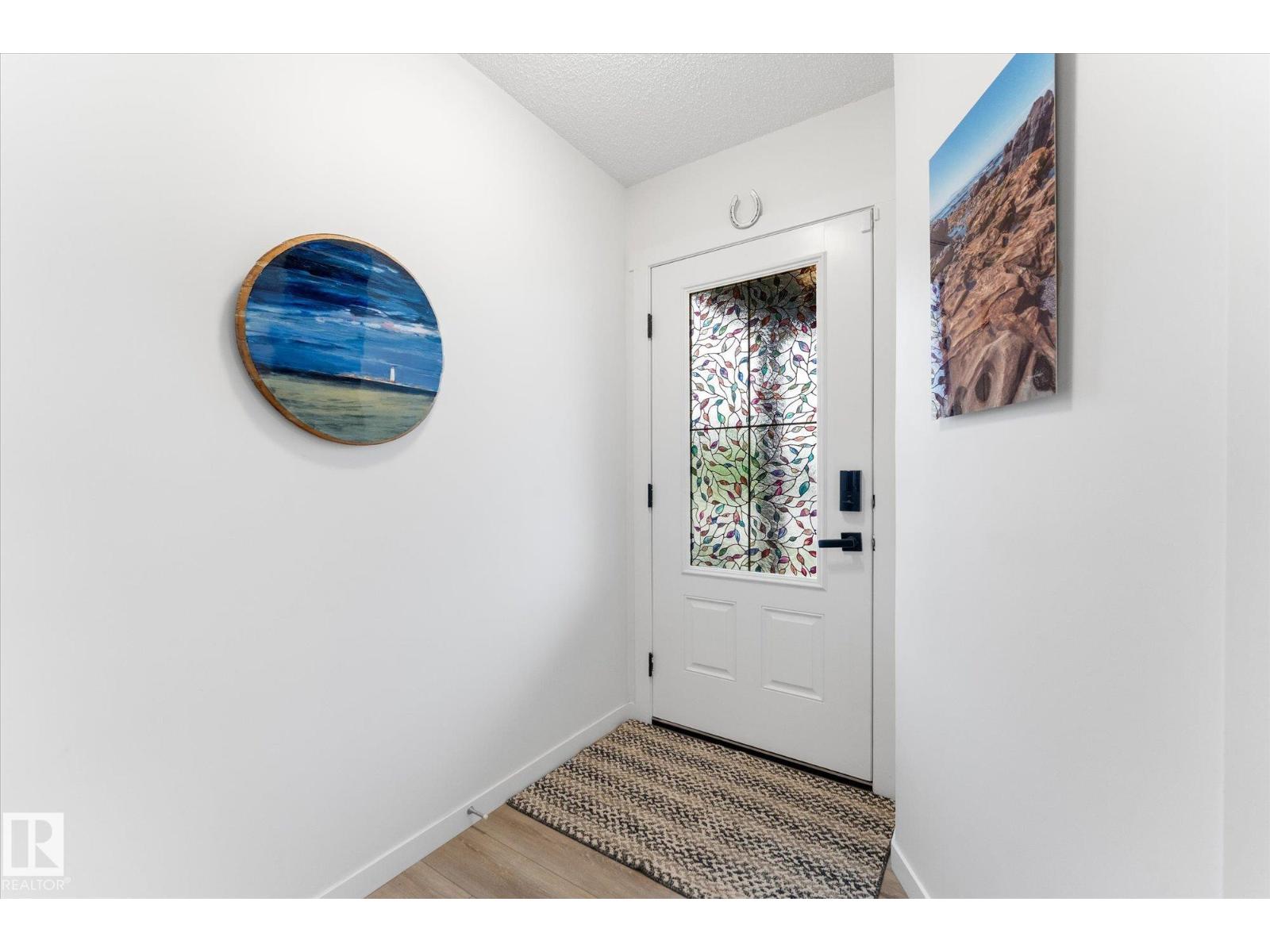 1275 MCLEOD AV - 6