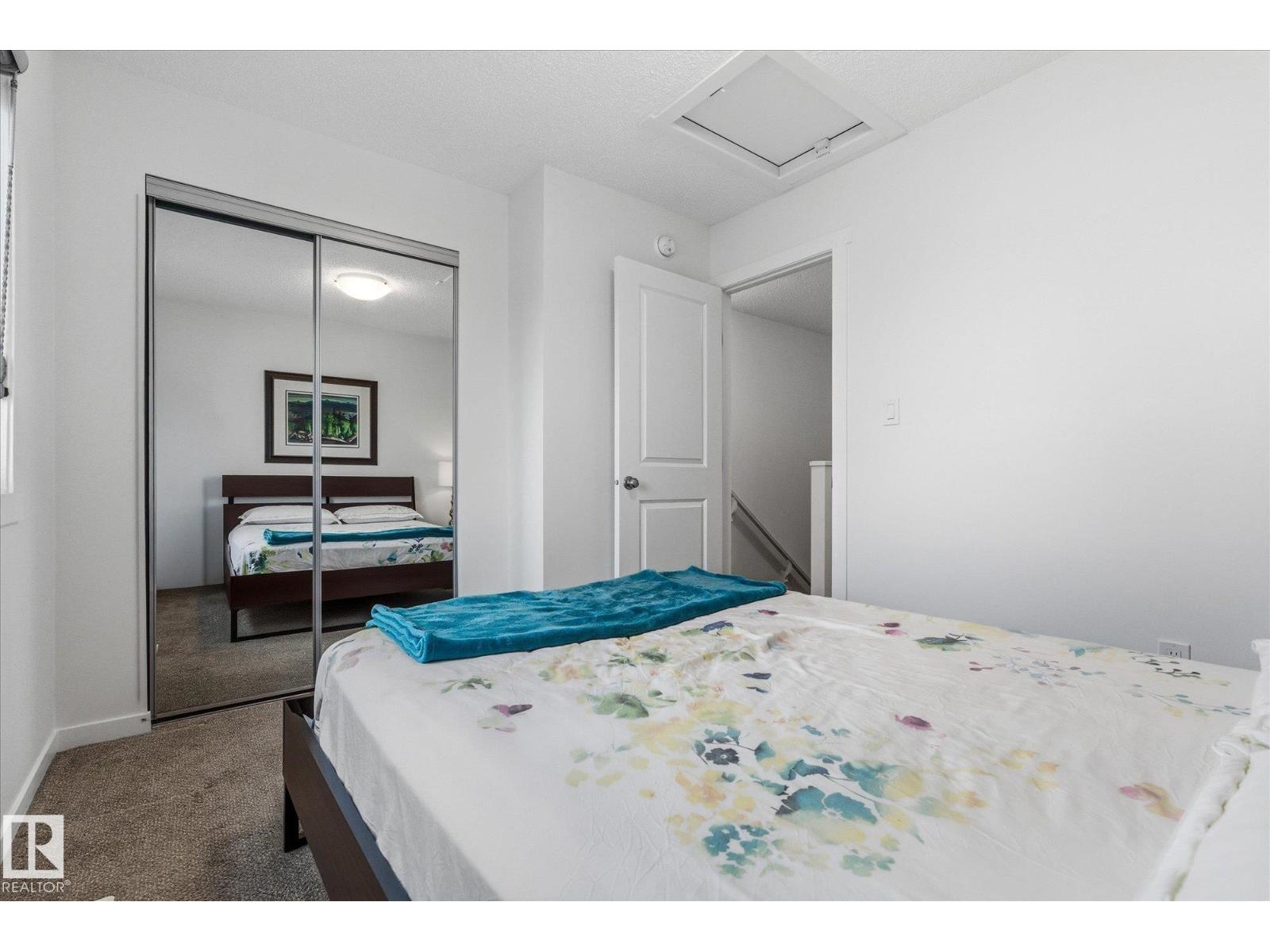 1275 MCLEOD AV - 29