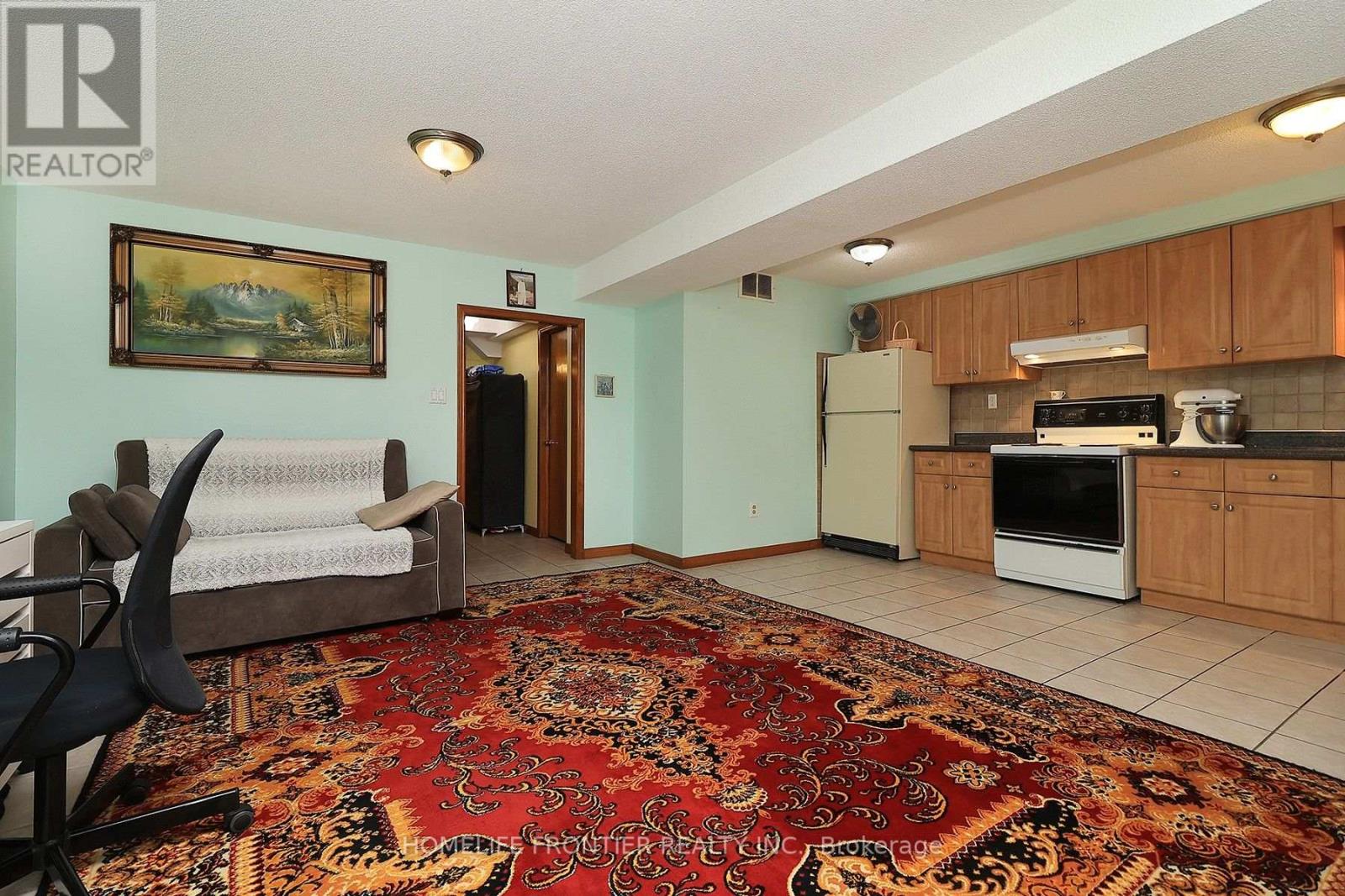 239 BETA STREET - Image 11
