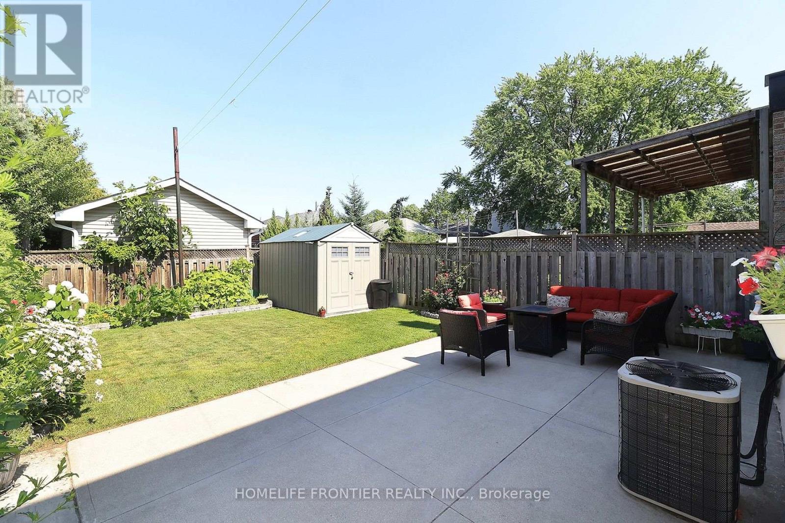239 BETA STREET - Image 15