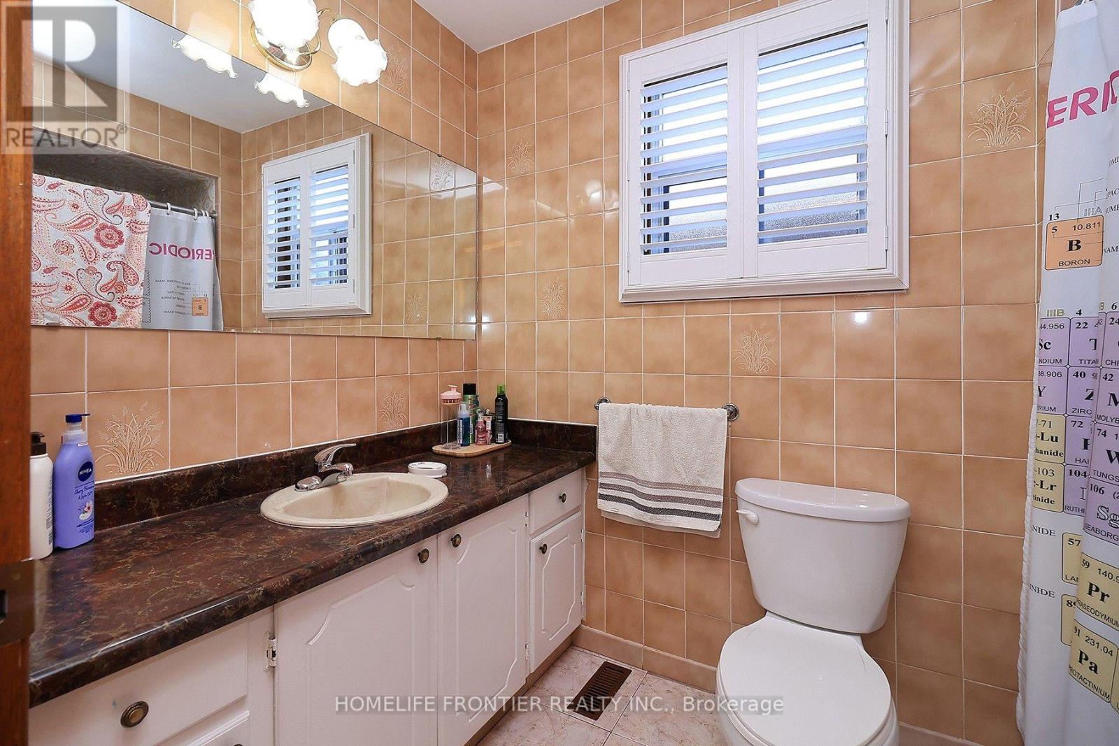 239 BETA STREET - Image 5