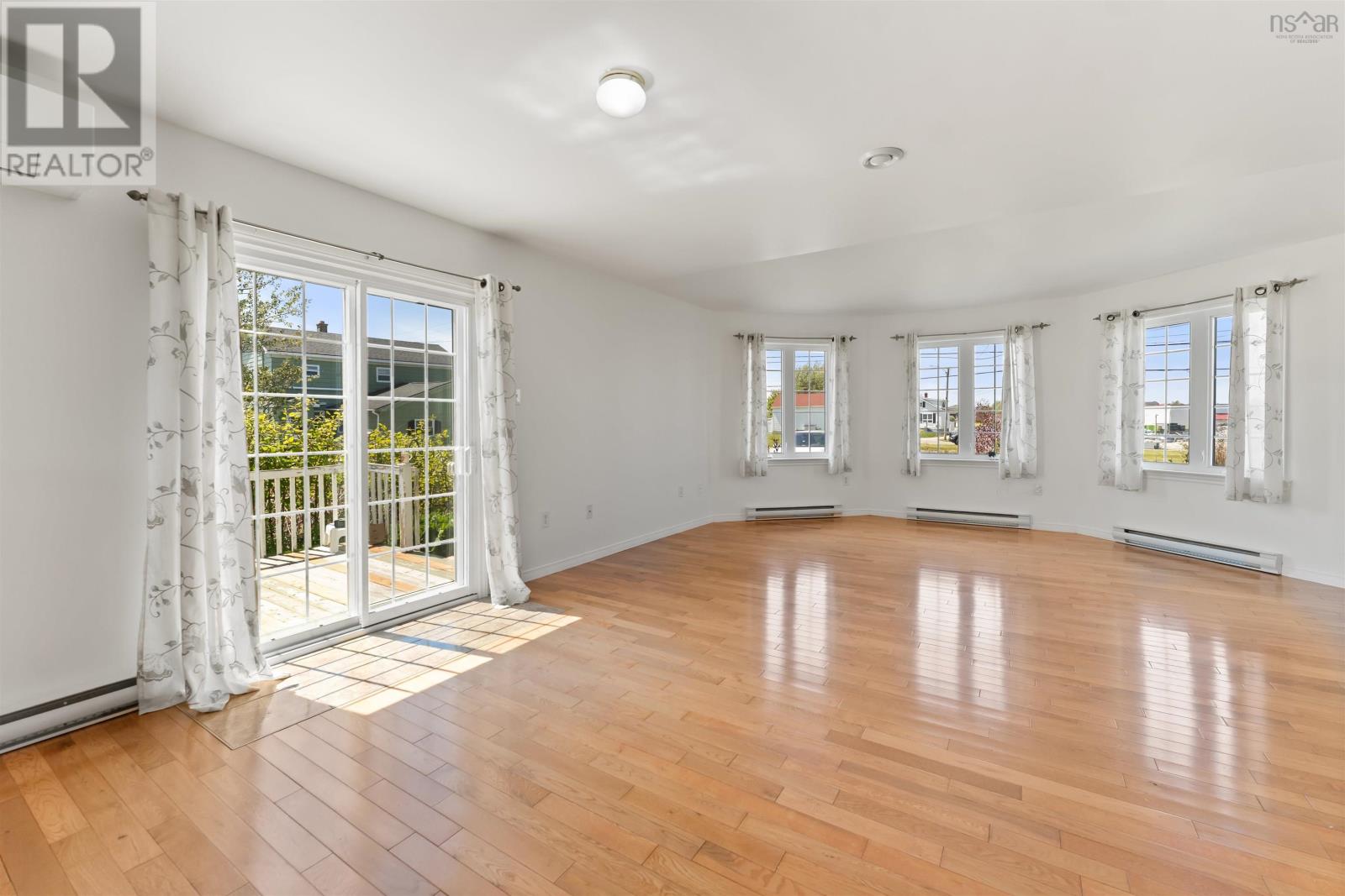 34 Water Street - Image 9