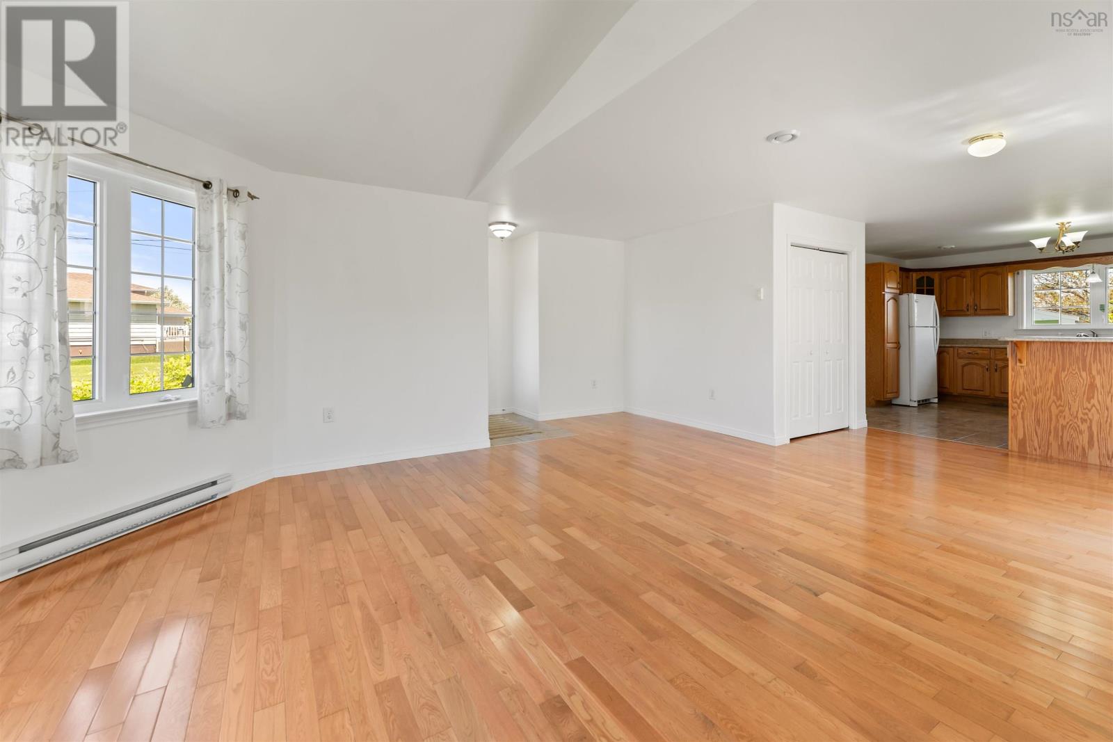 34 Water Street - Image 8