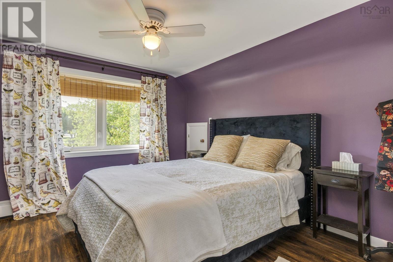 7 Edmond Drive - 17