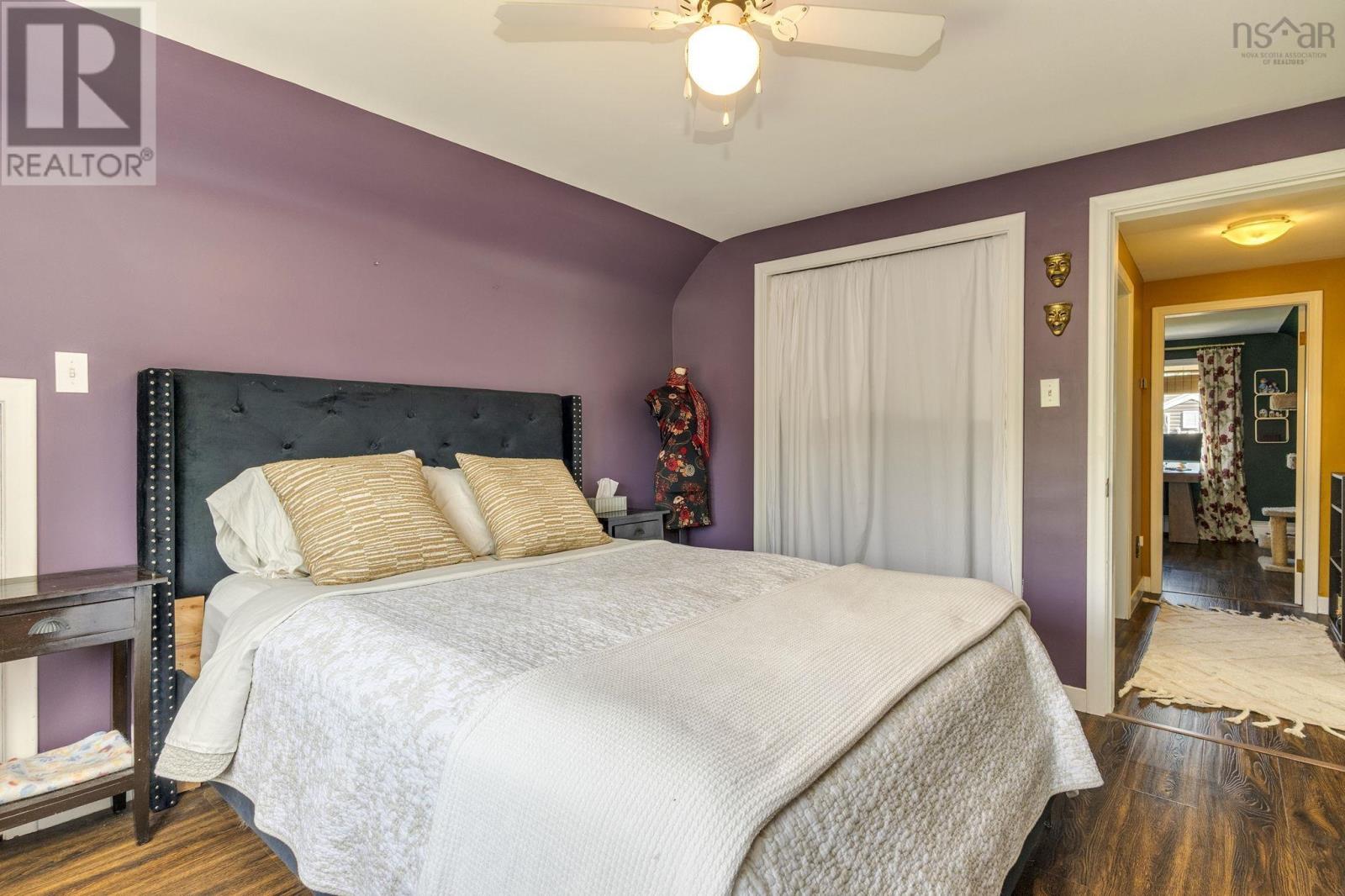 7 Edmond Drive - 18