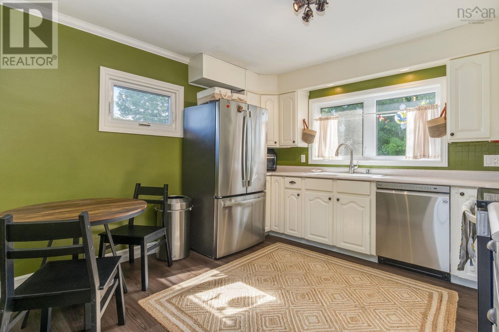 7 Edmond Drive - 7