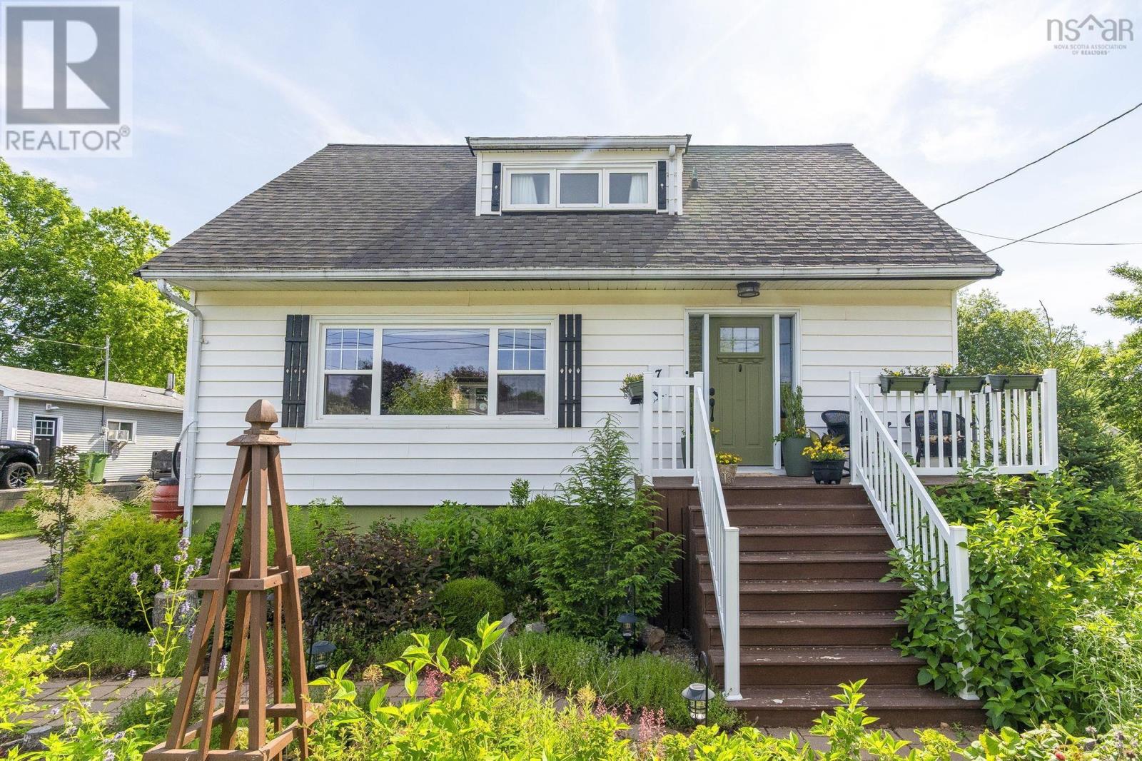 7 Edmond Drive - 37