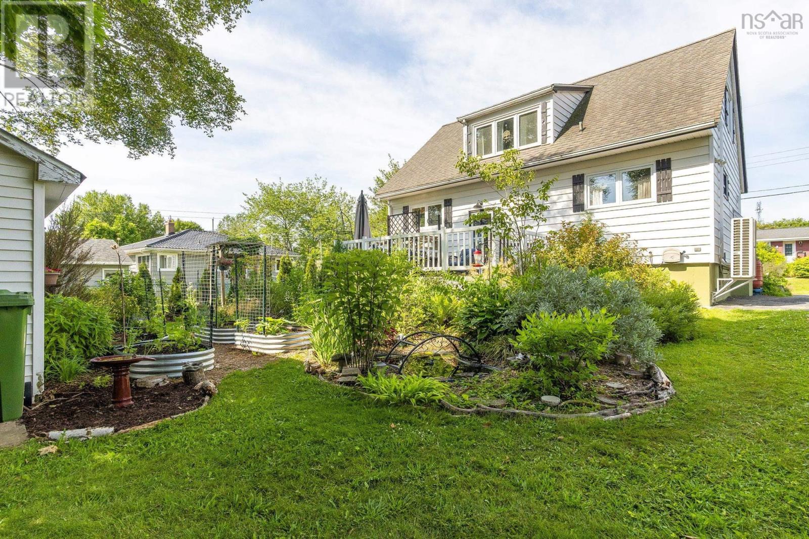 7 Edmond Drive - 33