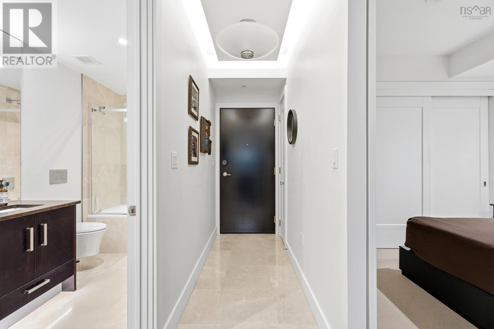 #401 1585 South Park Street - 17