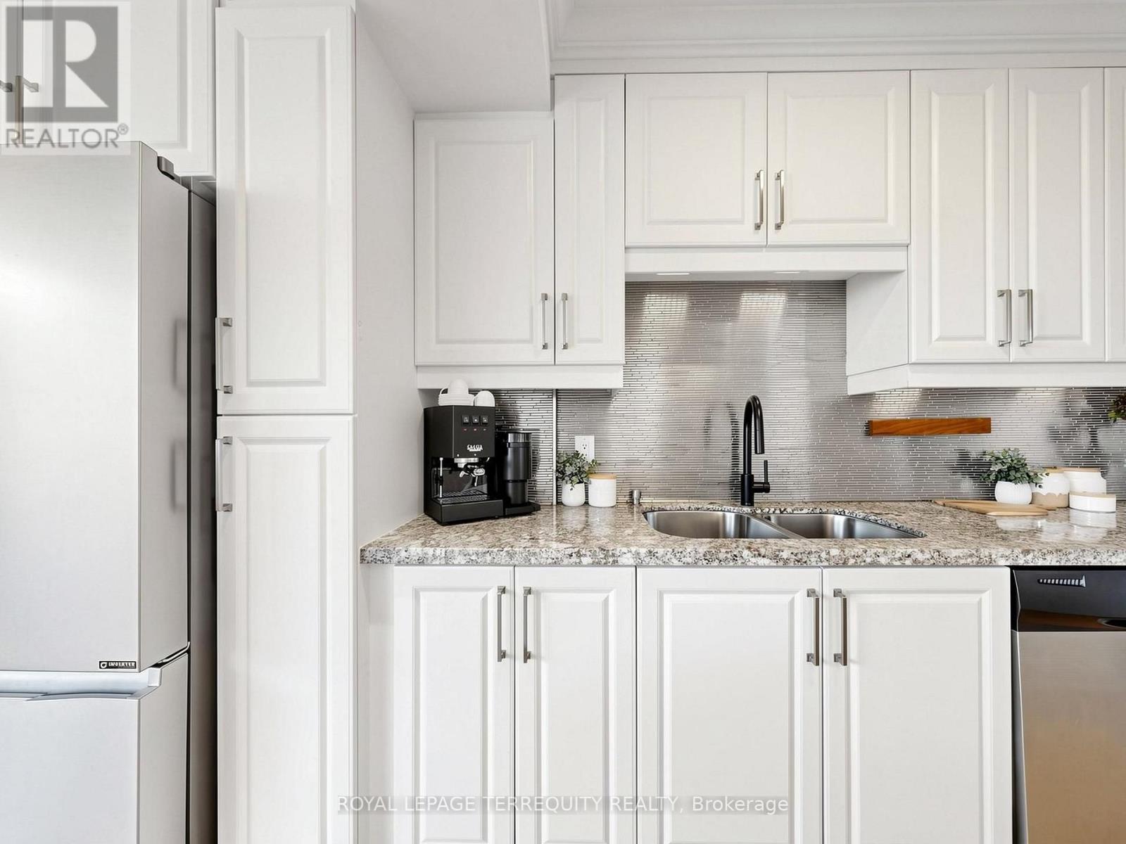 #402 60 MONTCLAIR AVENUE - 18