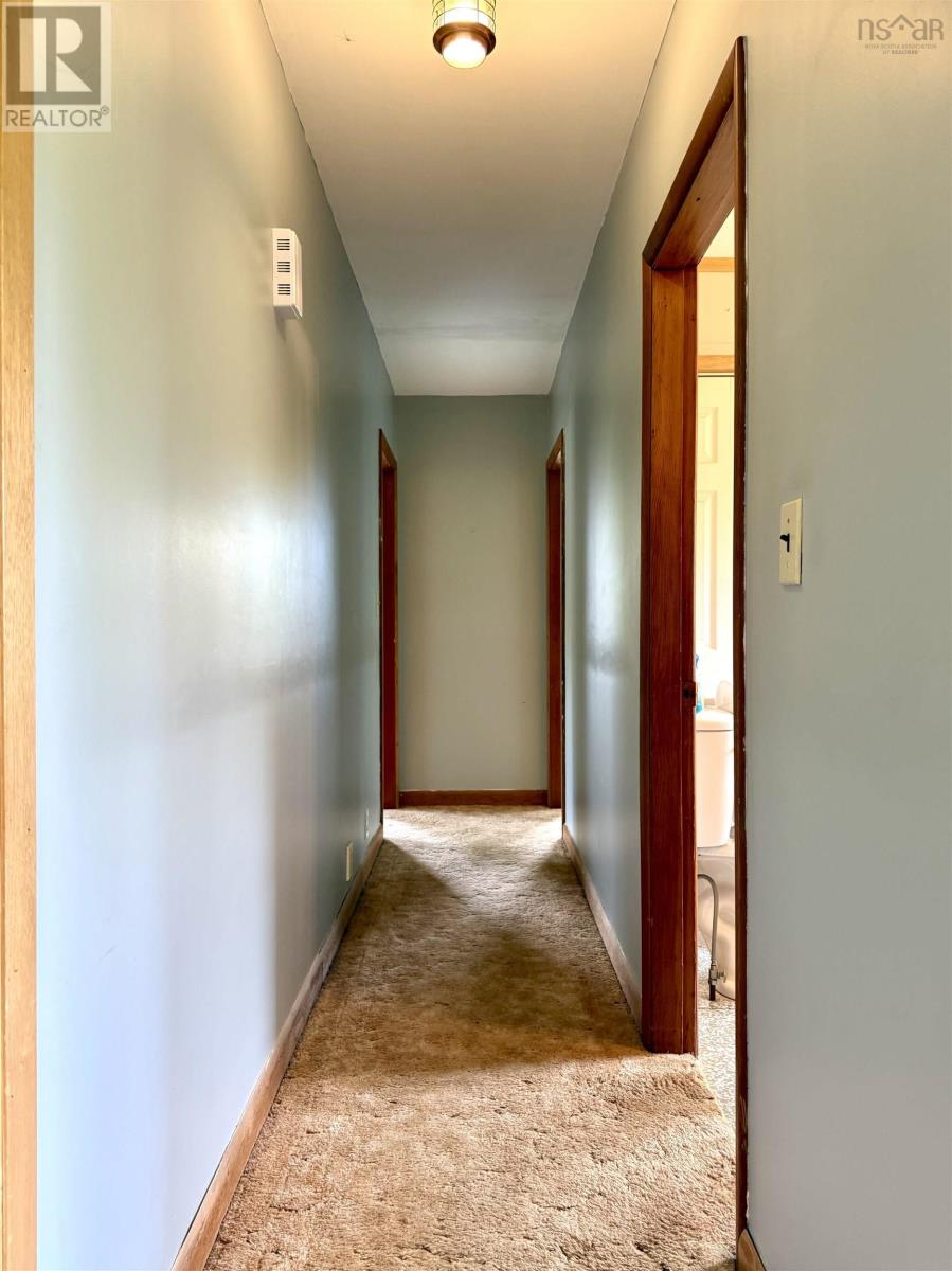 897 6 Highway - 24
