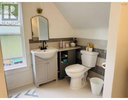 21 Prince Street, Parrsboro, NS B0M1S0 Photo 19