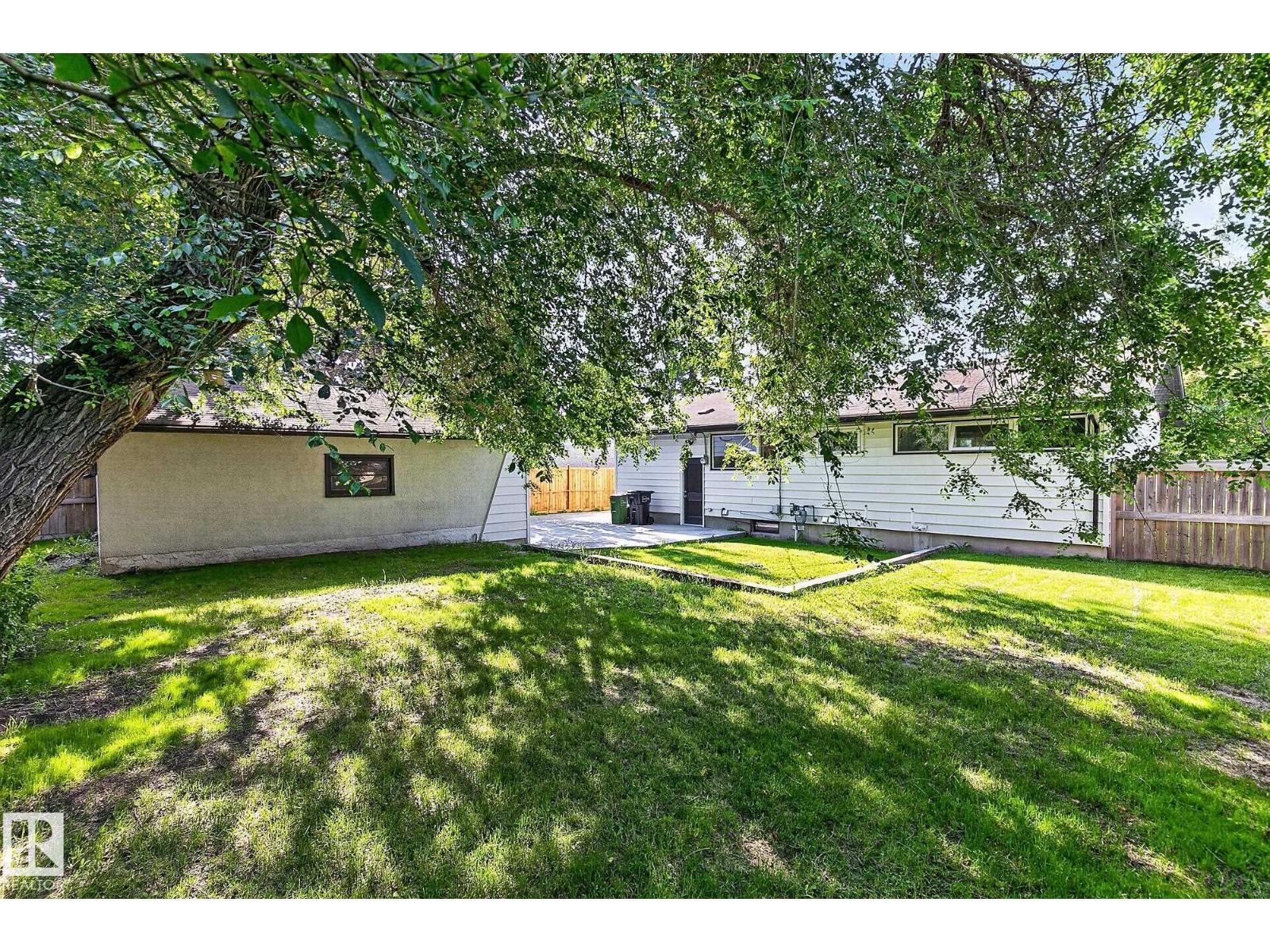 15302 78 AV NW - 37