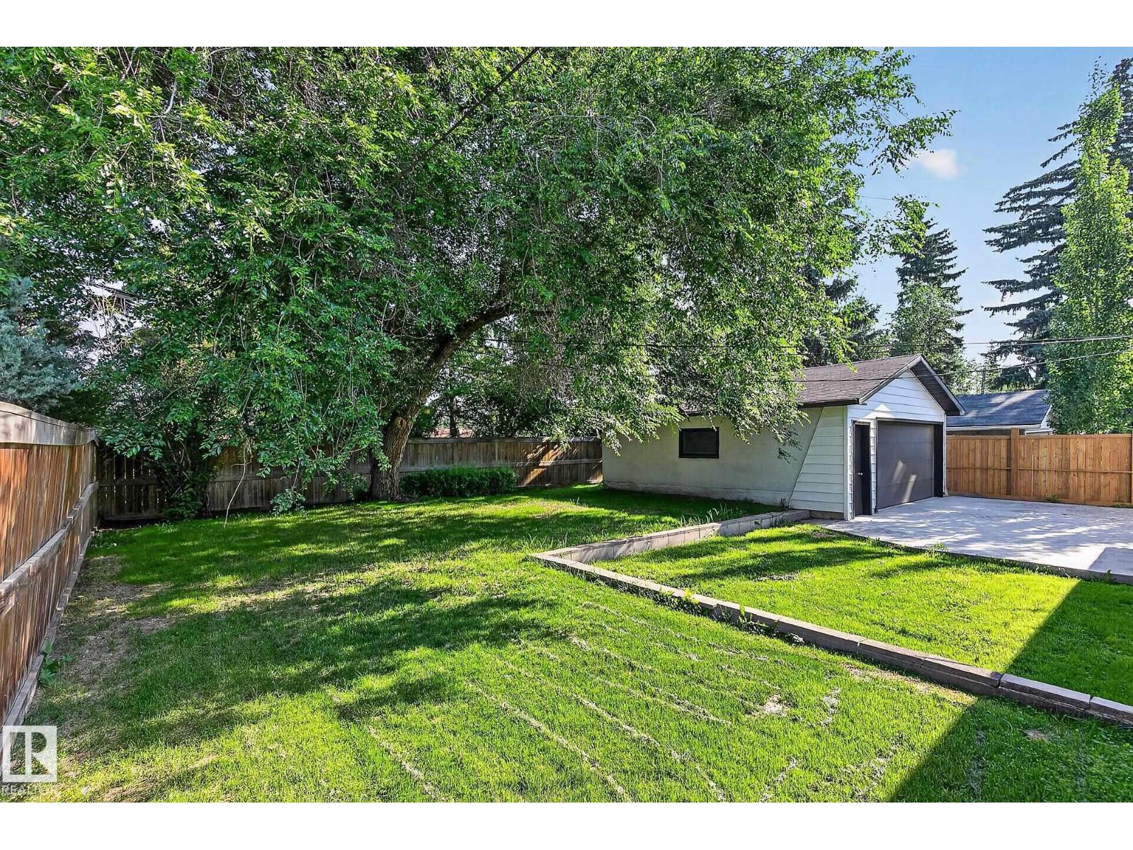 15302 78 AV NW - 36
