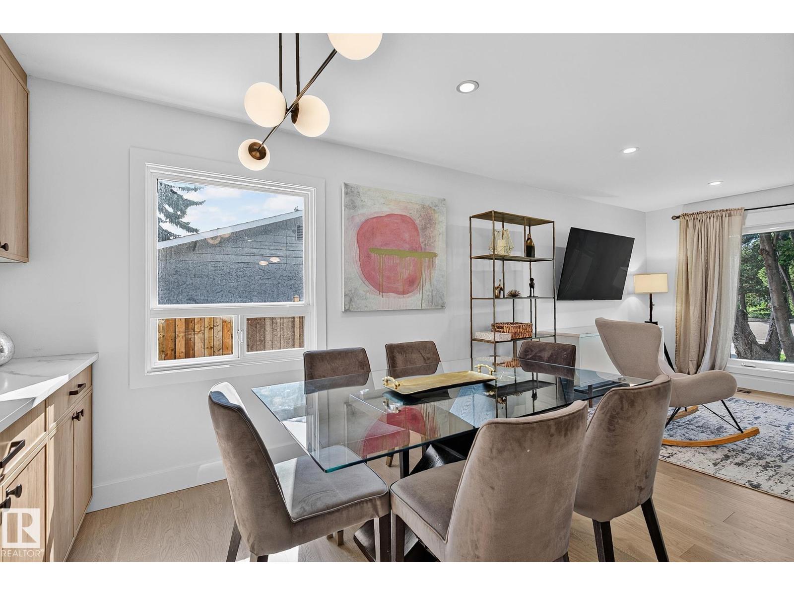 15302 78 AV NW - 12