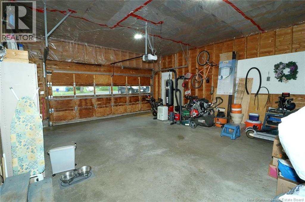 99 Oakland Ave - Image 36