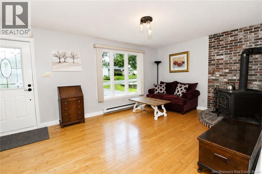 99 Oakland Ave - Image 6