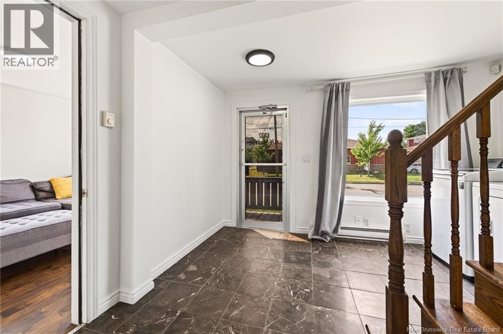1702 Main Street - 8