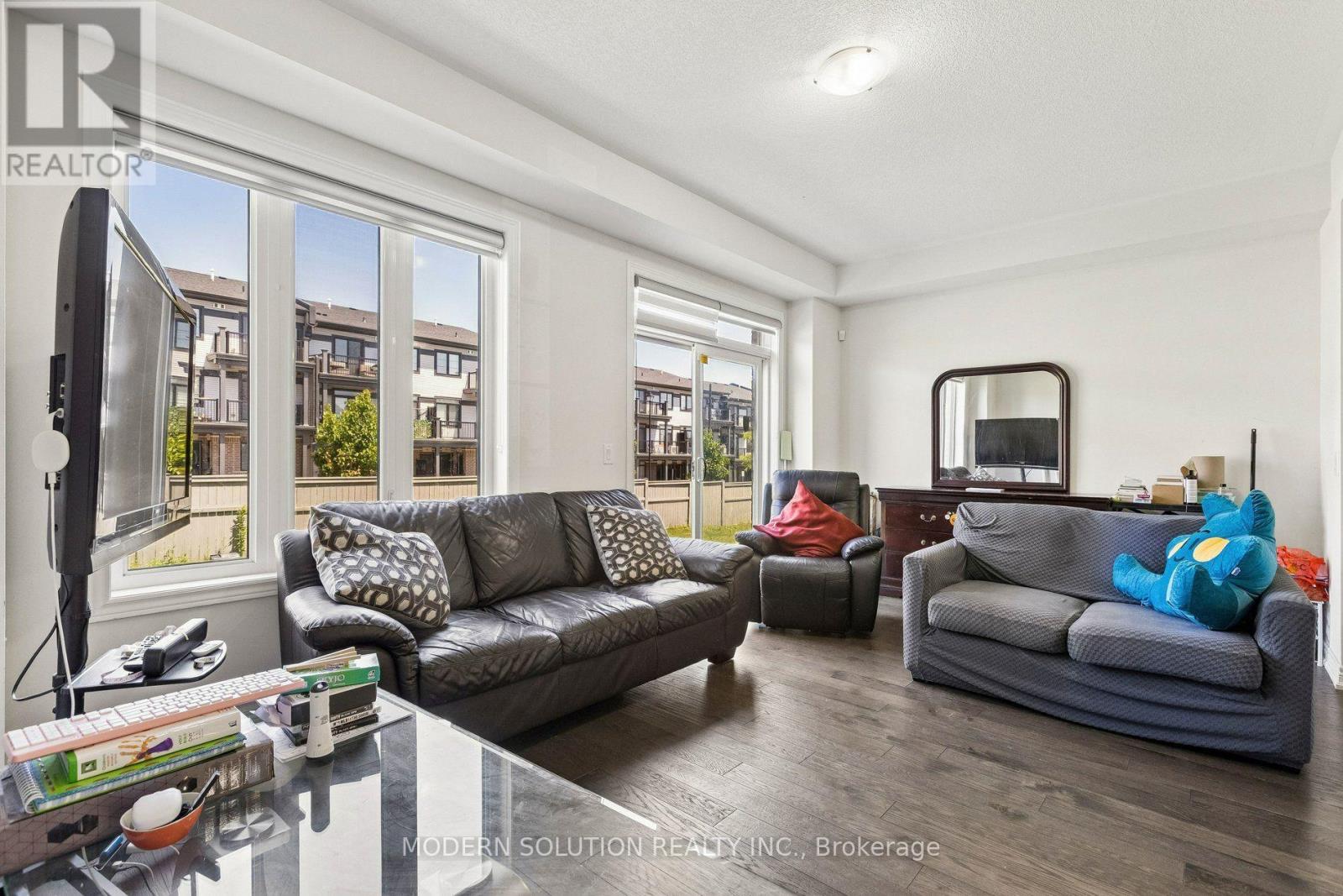 23 GLORIA STREET - 16