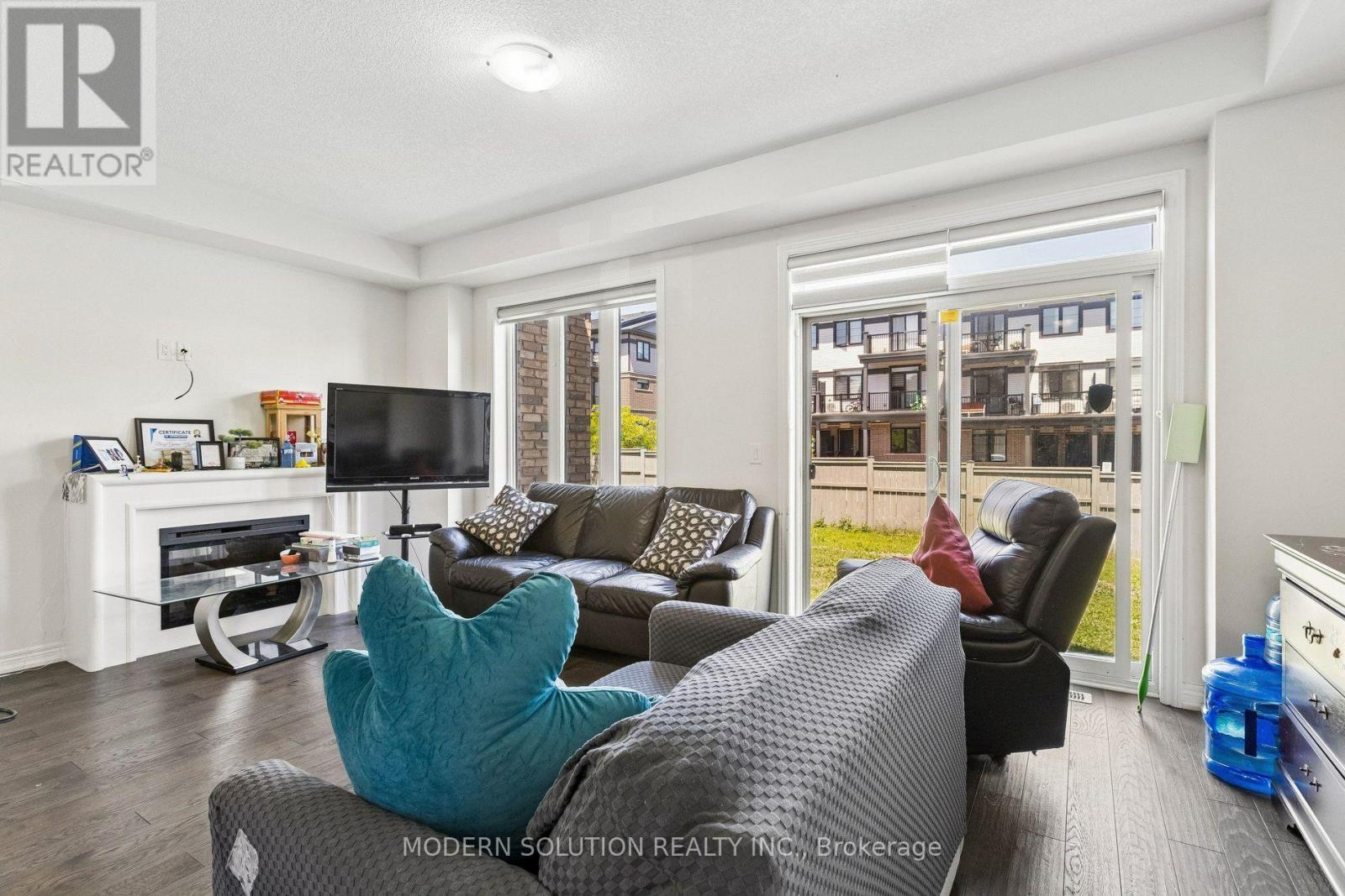 23 GLORIA STREET - 13
