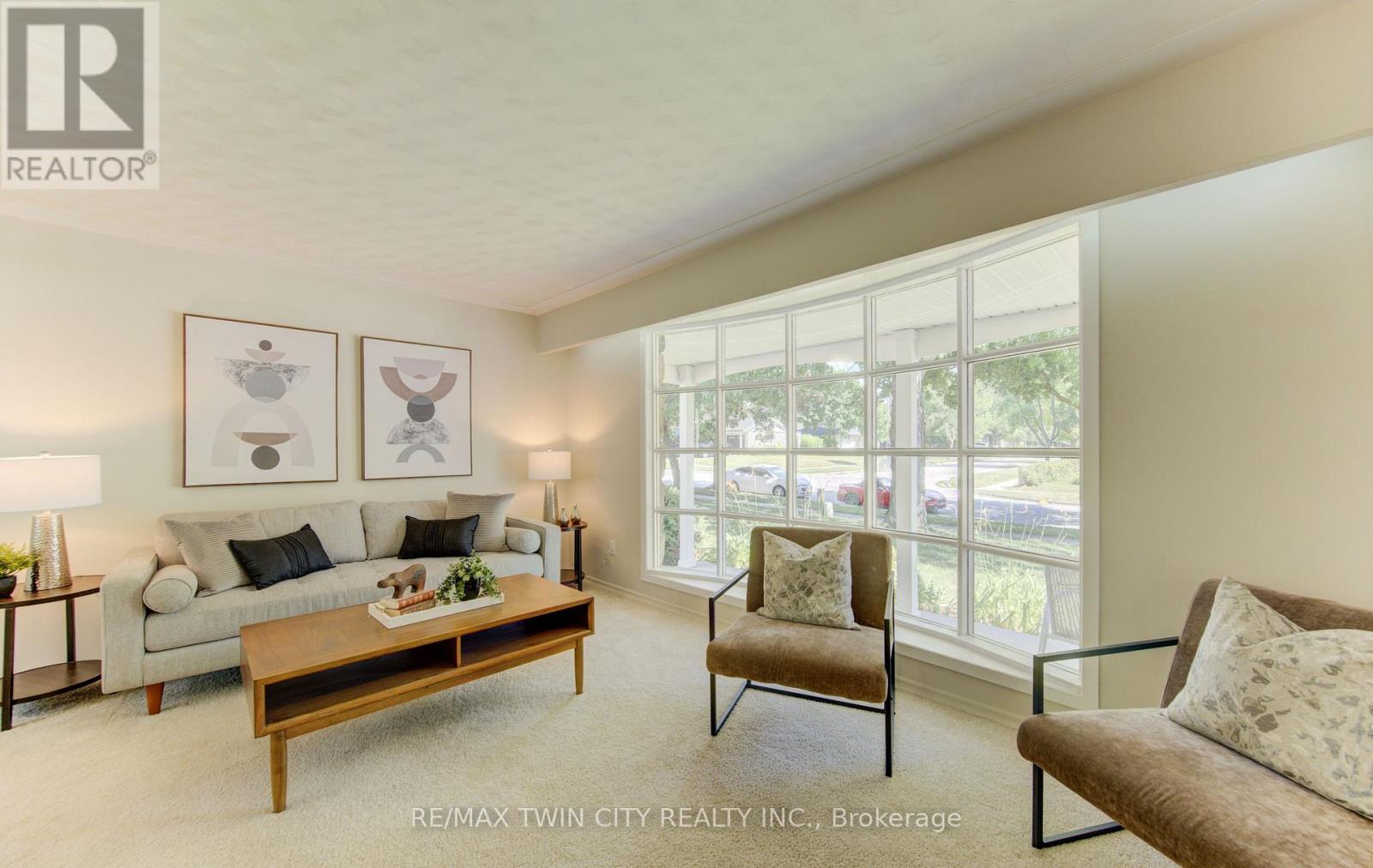 26 PENROSE AVENUE - 3