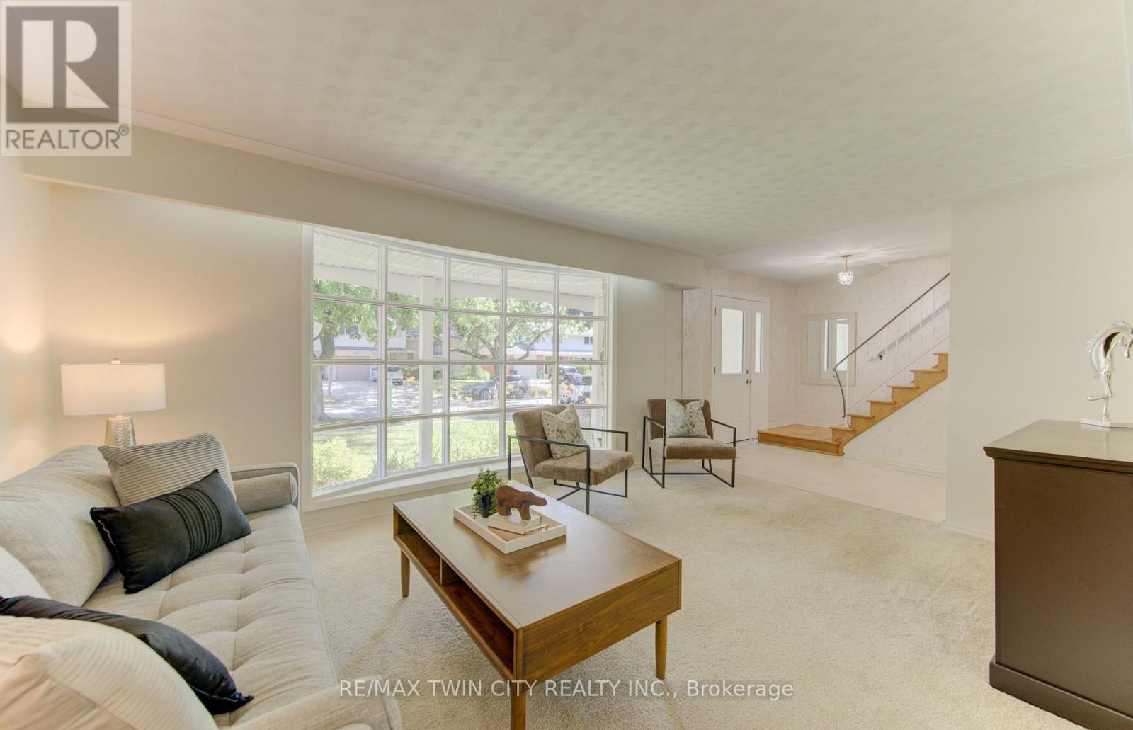 26 PENROSE AVENUE - 6