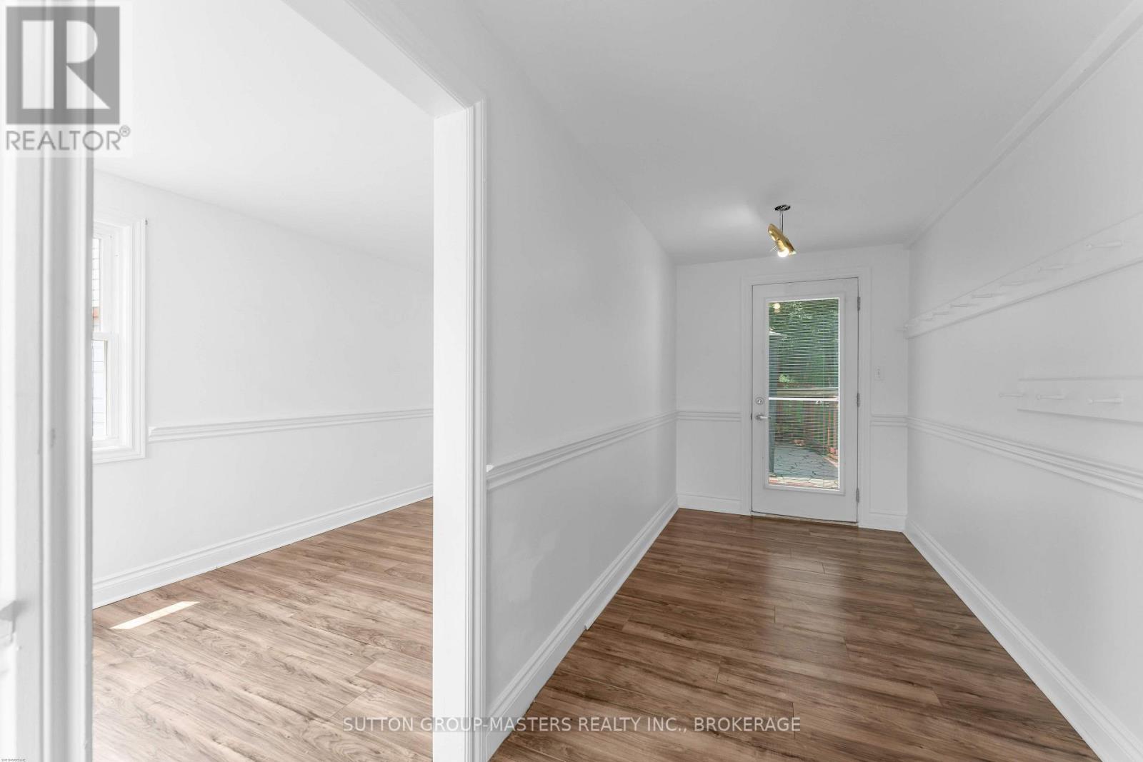 1062 MONTREAL STREET - Image 3