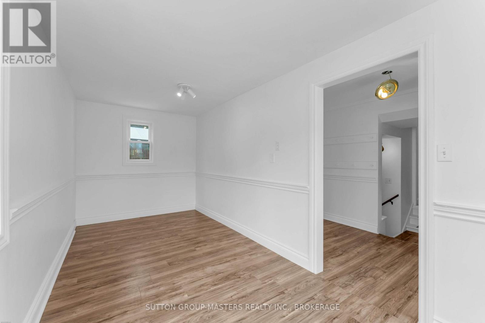 1062 MONTREAL STREET - Image 4
