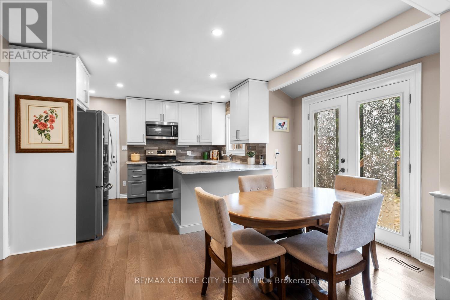764 VALETTA STREET - 10
