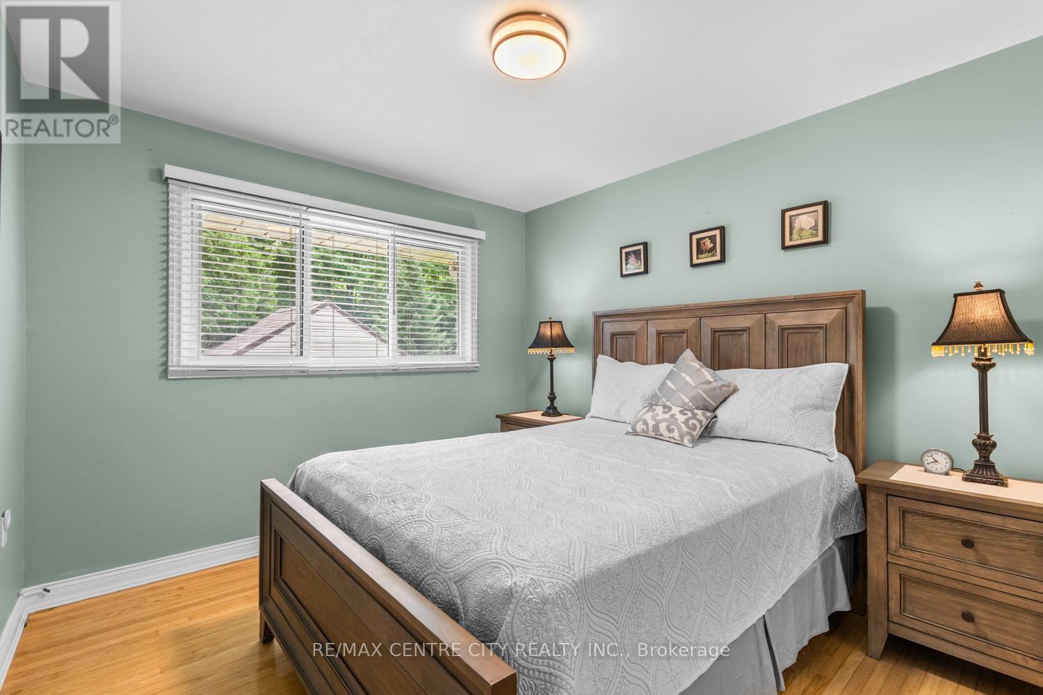 764 VALETTA STREET - 21
