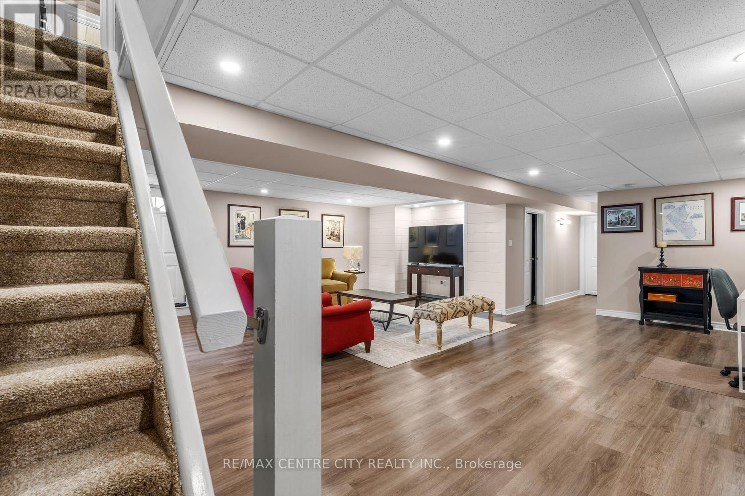 764 VALETTA STREET - 28