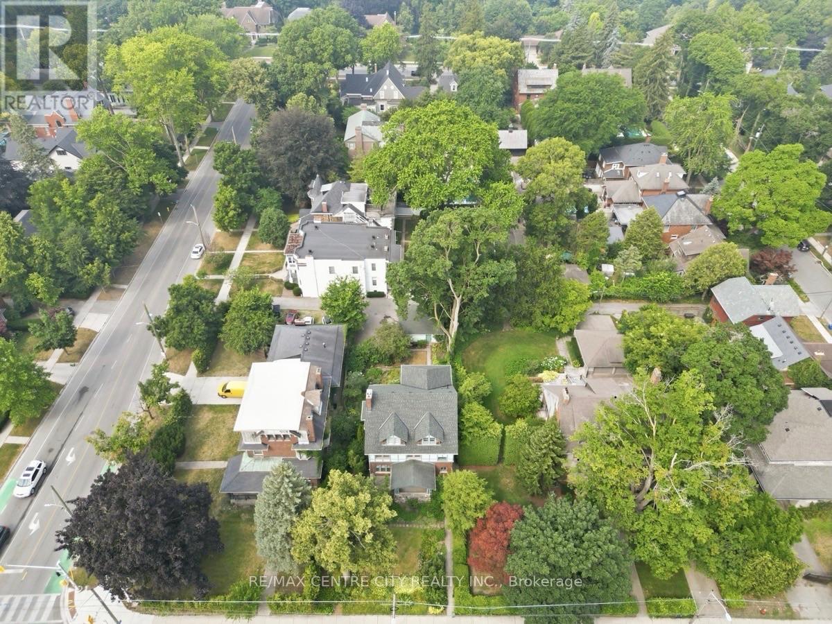 927 RICHMOND STREET - Image 49