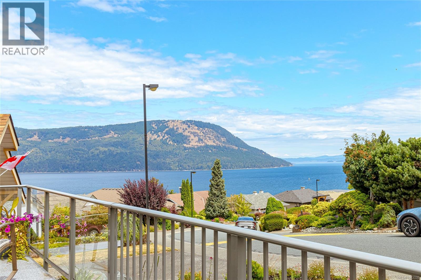 571 Marine View - 1