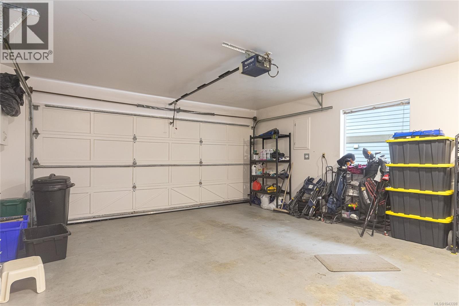 571 Marine View - 30