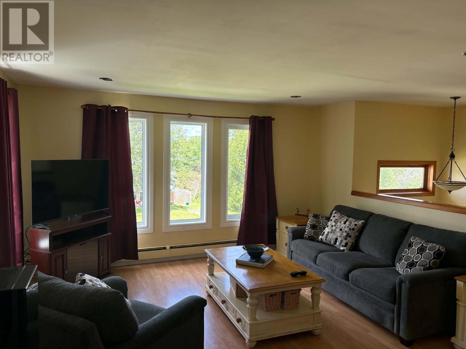 28 Hillview Heights Extension - 13
