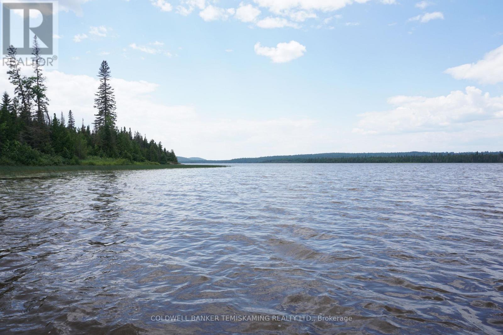PCL 21422 SKELETON LAKE - 39