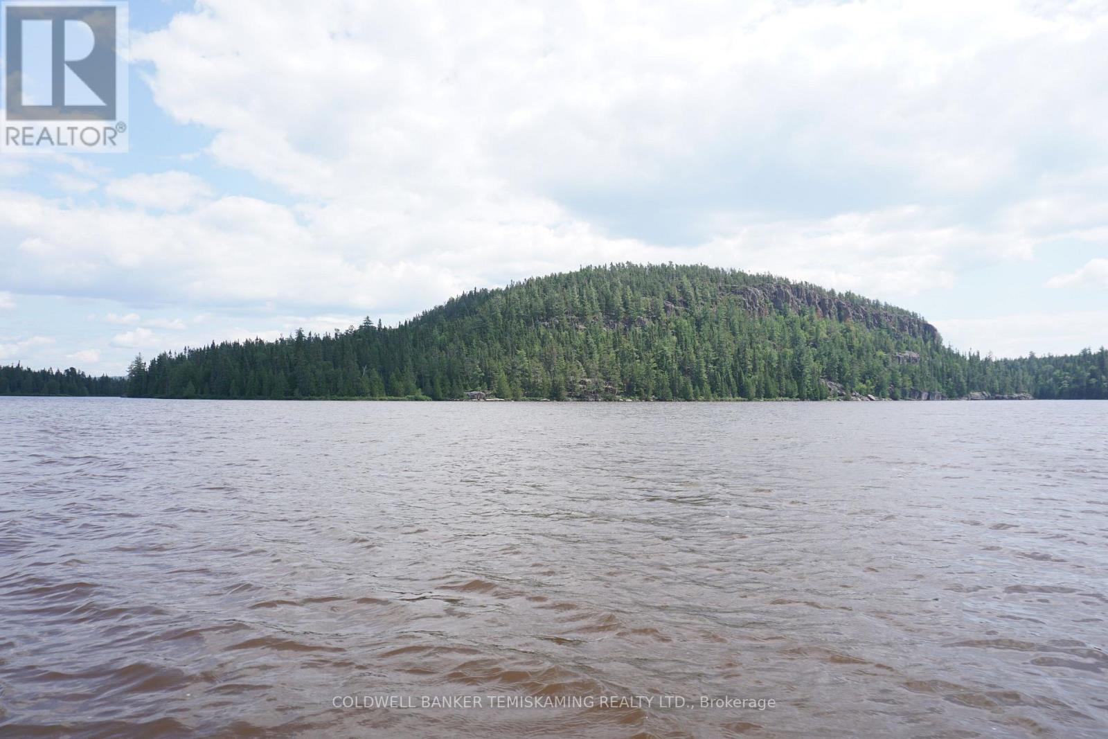 PCL 21422 SKELETON LAKE - 44