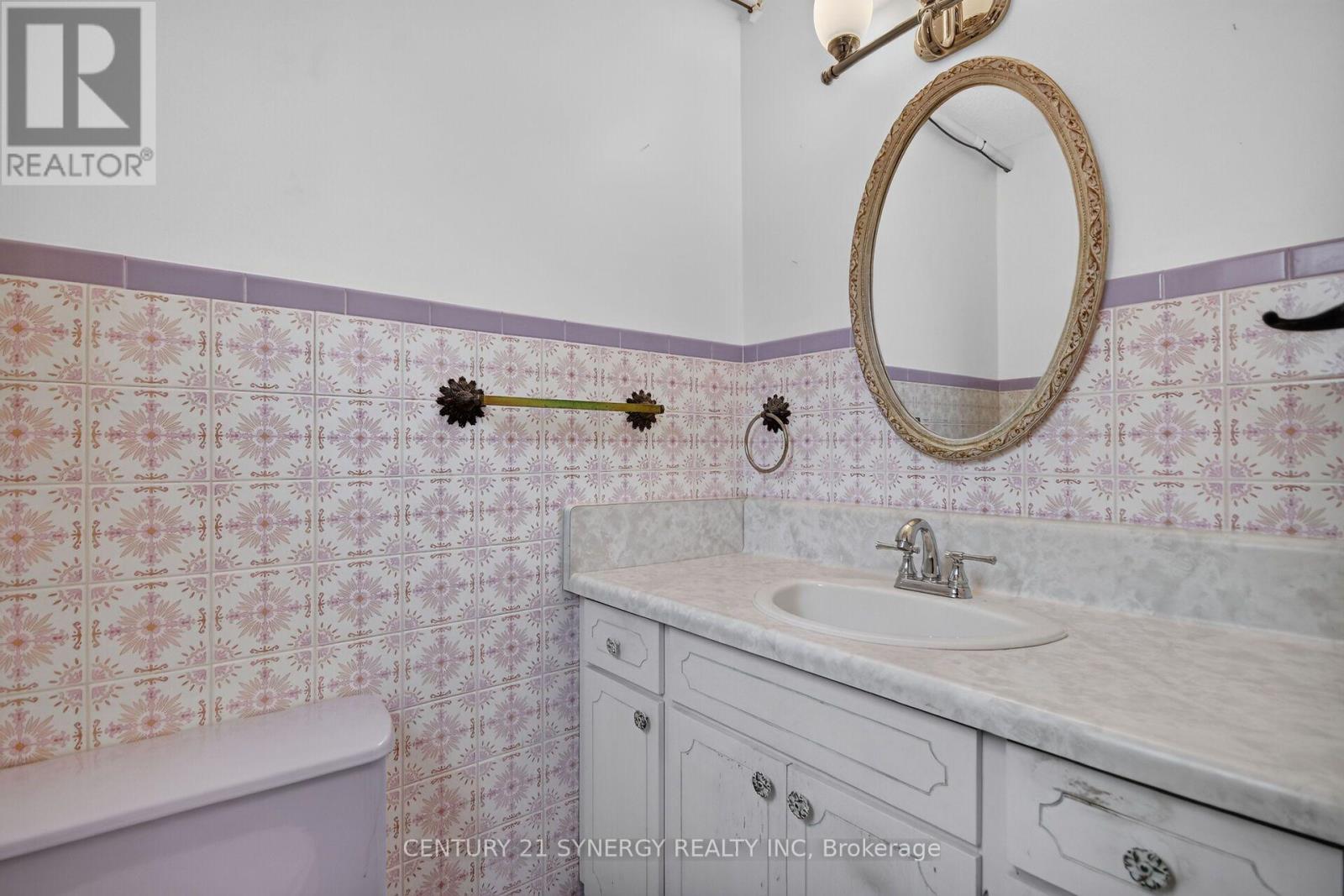 974 GREENBRIAR AVENUE - 21