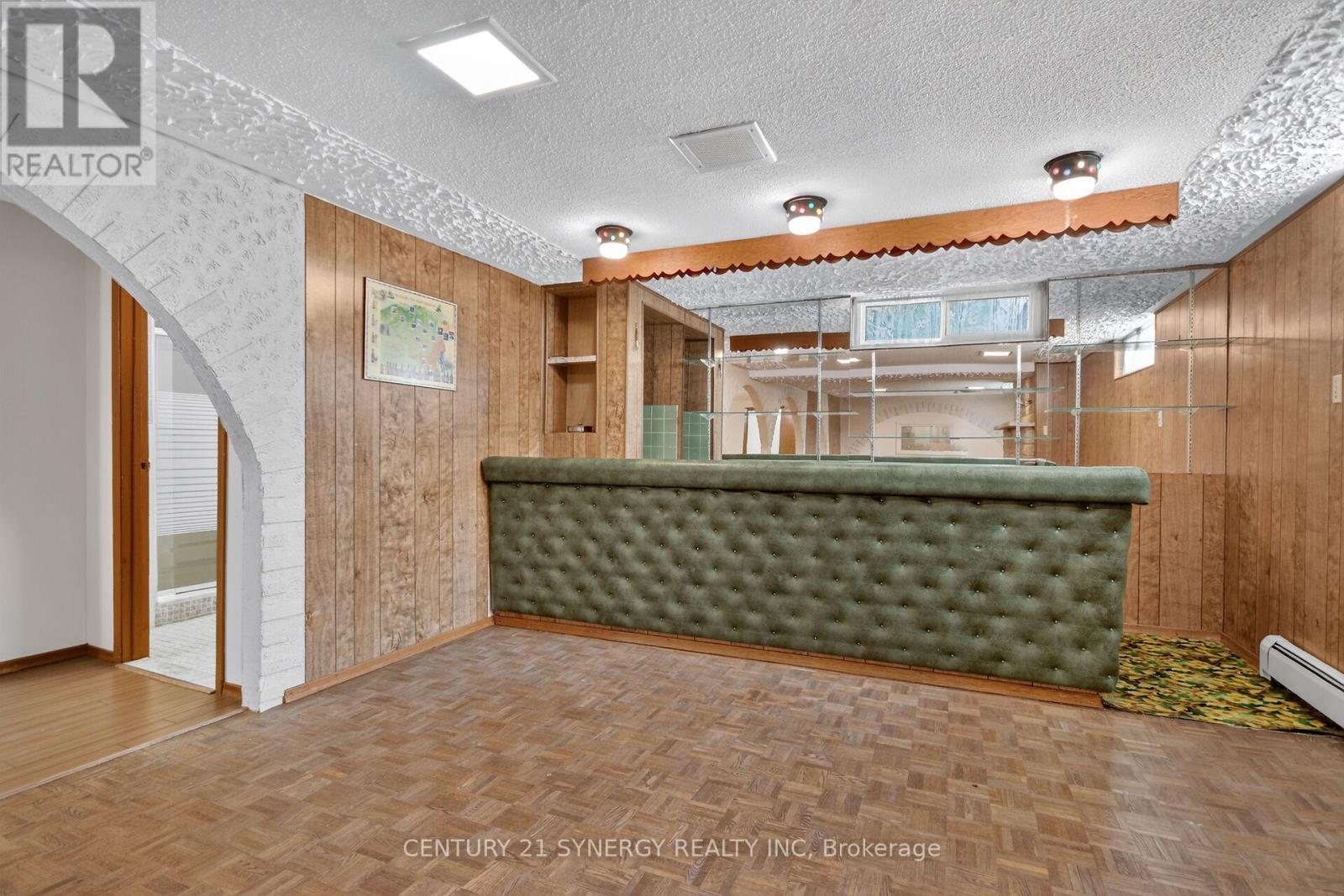 974 GREENBRIAR AVENUE - 28