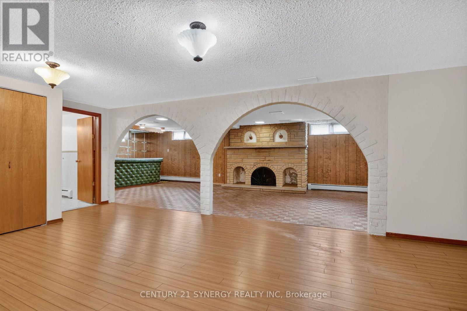 974 GREENBRIAR AVENUE - 31